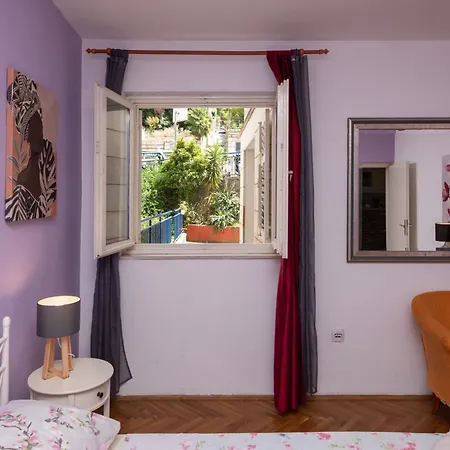 Spacious City Center - 4 Pax Apartment