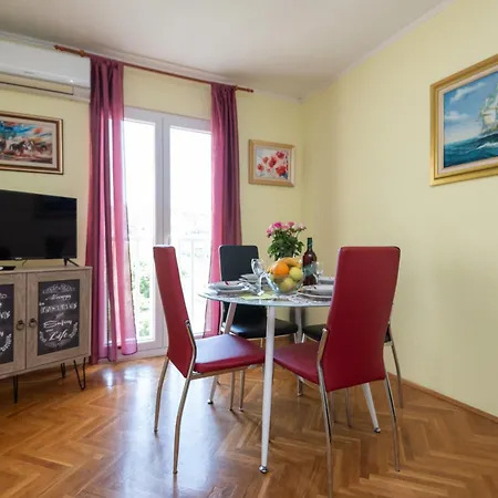 Spacious Center - 4 Pax 公寓